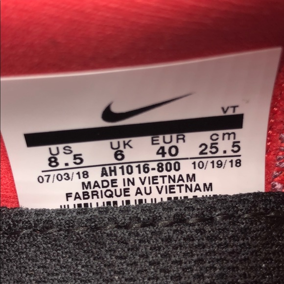 Nike Odyssey React 2 Flyknit Women's Running Shoes - Picture 11 of 12